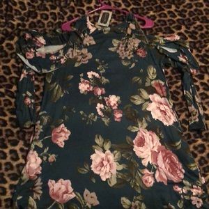 NWT Boutique dress with pockets
